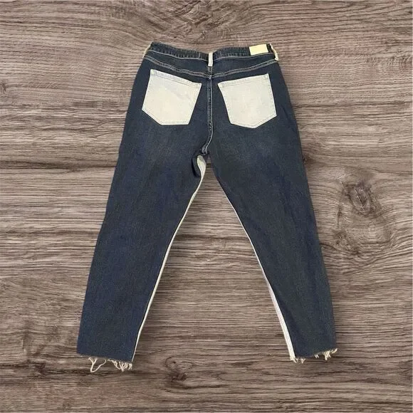 Hollister Two Toned Ultra‎ High Rise Mom  Jeans Womens Size 32x27 - Picture 2 of 6